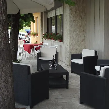 Hotel Crociani 2*